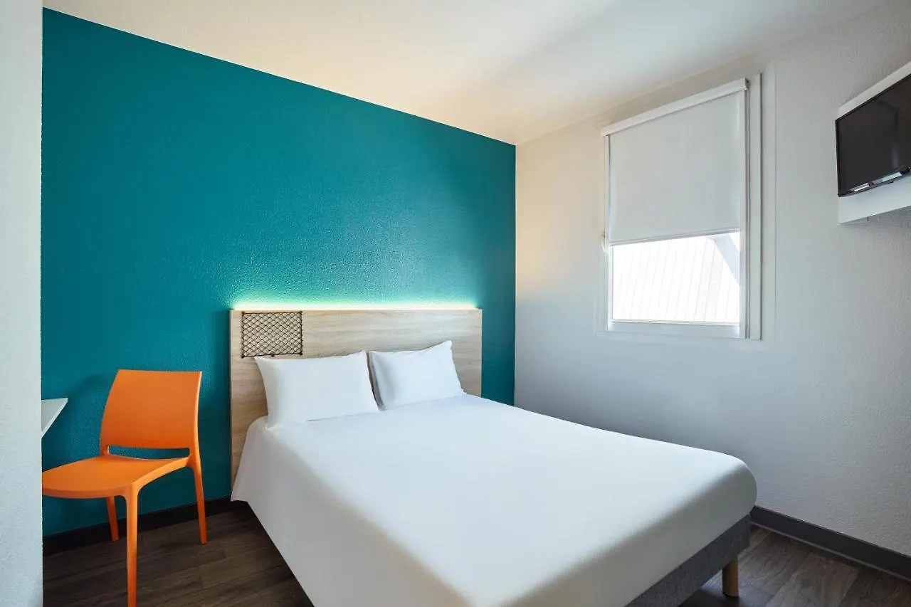 Hotel Hotelf1 Villeneuve Loubet France
